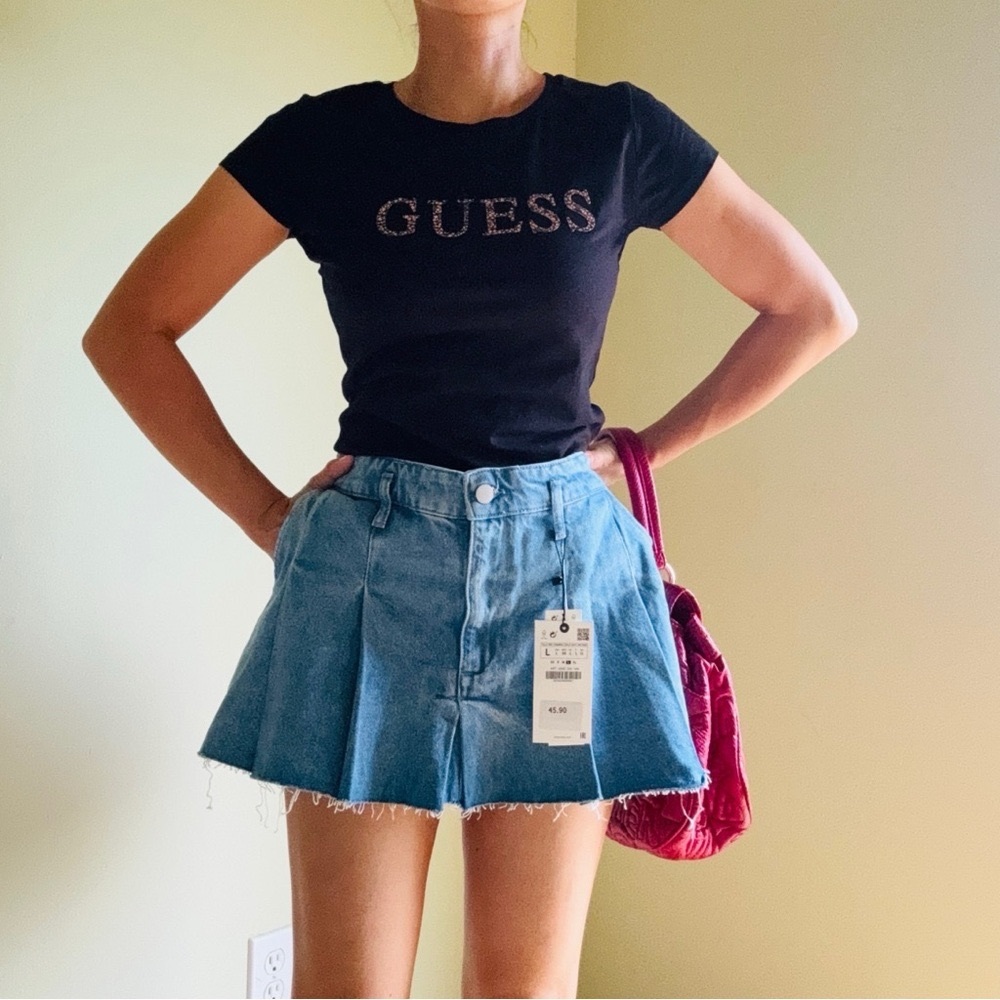 NEW ZARA LIGHT WASH DENIM PLEATED MINI SKIRT